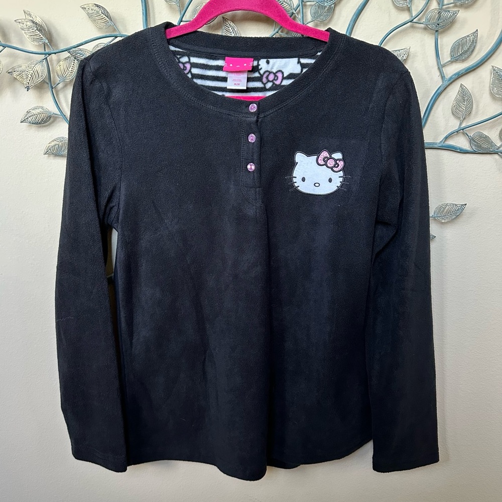 Hello Kitty Sanrio black Velour Sleep Top medium